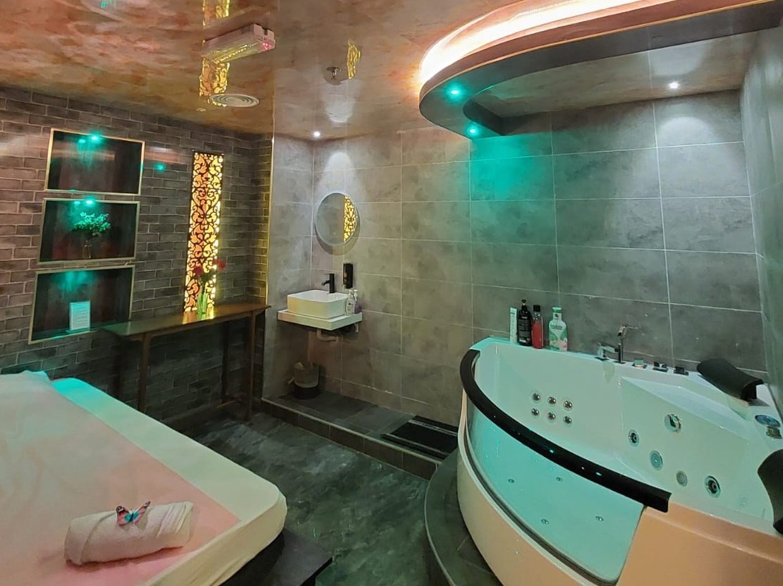 Best Thai Massage at TAJ SPA & Relaxation DMCC in JLT Dubai